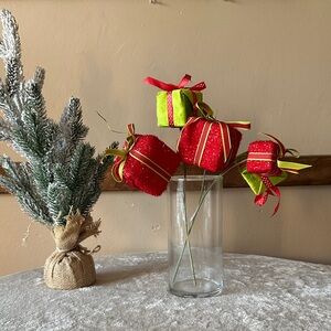 Hobby Lobby grinch Red and Green Holiday Gift Picks (2)